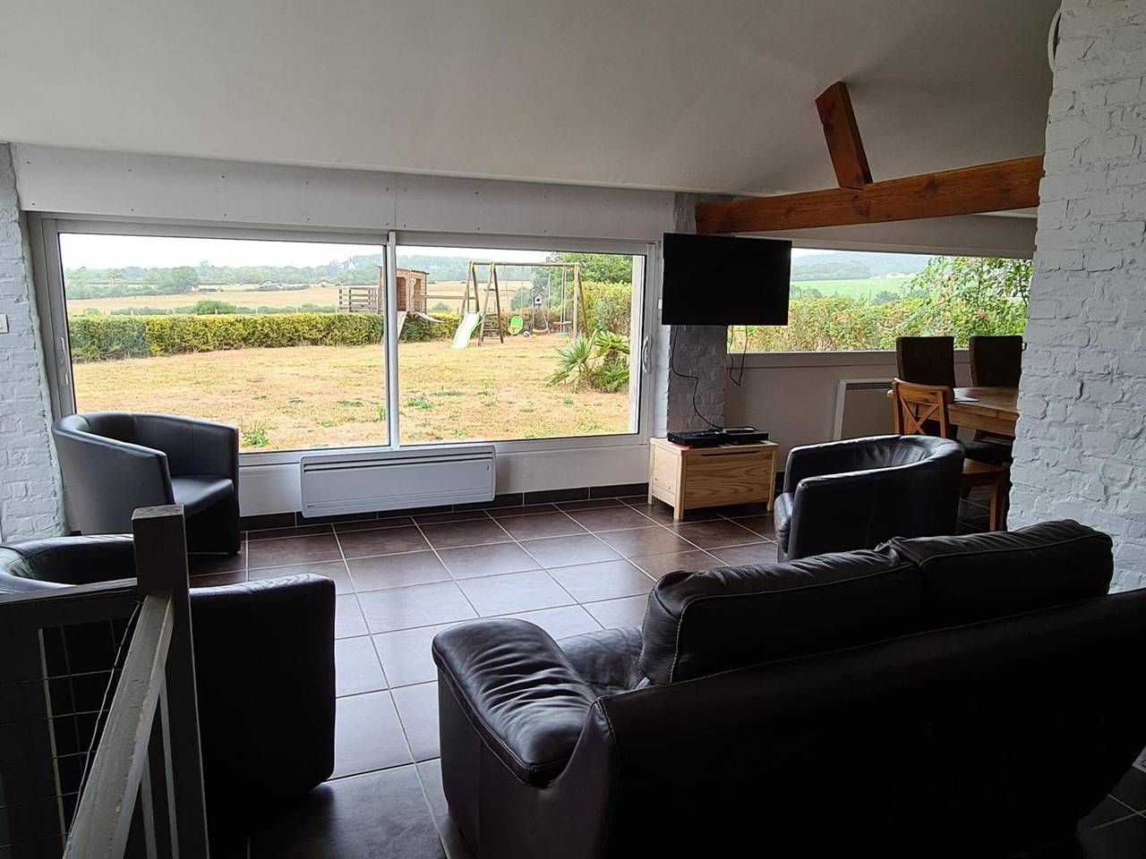 Maison de Charme à Samer, 7 pers, Grand Jardin, Poêle à Bois, Wifi, Proche Boulogne sur Mer in Samer, Région de Boulogne-sur-Mer