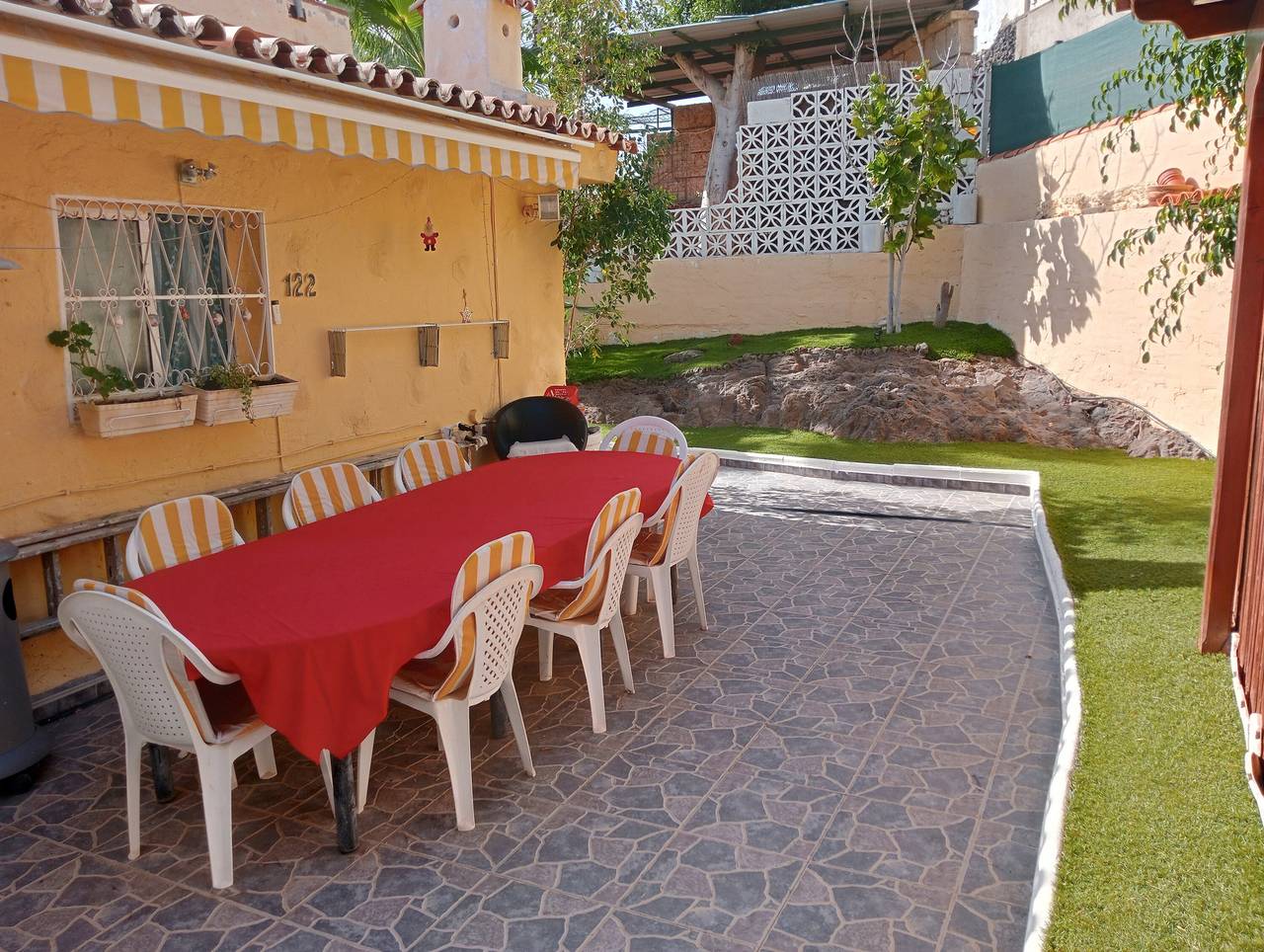 Maison de vacances « La Casuca » avec vue sur la montagne, piscine partagée et Wi-Fi in Chayofa, Arona