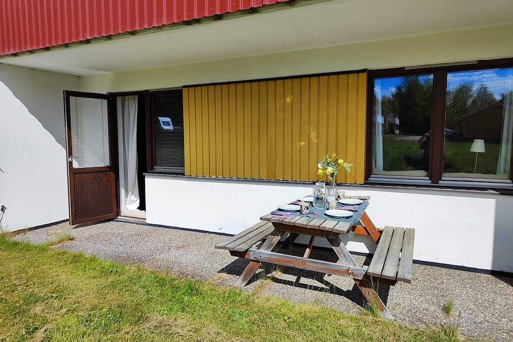 Ganze Wohnung, Tv und Wlan freie, helle und ruhige Ferienwohnung 60qm am Ramsen (See) zum Baden in Pauliström, Jönköpings län