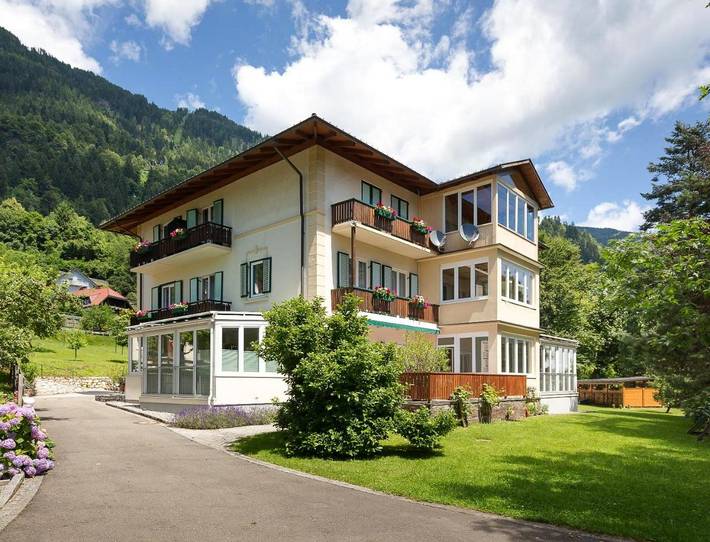 Ferienhaus für 2 Personen, mit Seeblick und Sauna sowie Ausblick und Garten, mit Haustier