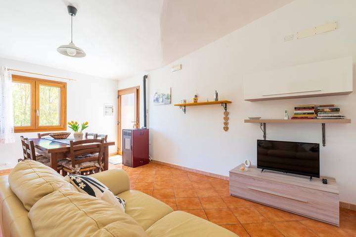 Gîte pour 6 personnes, avec jardin dans Cardedu - 2