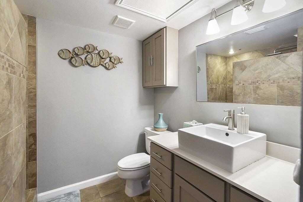 Luxushaus am See mit spektakulärem Pool und Spa !!! Neu renoviert!!! in Lake Conroe