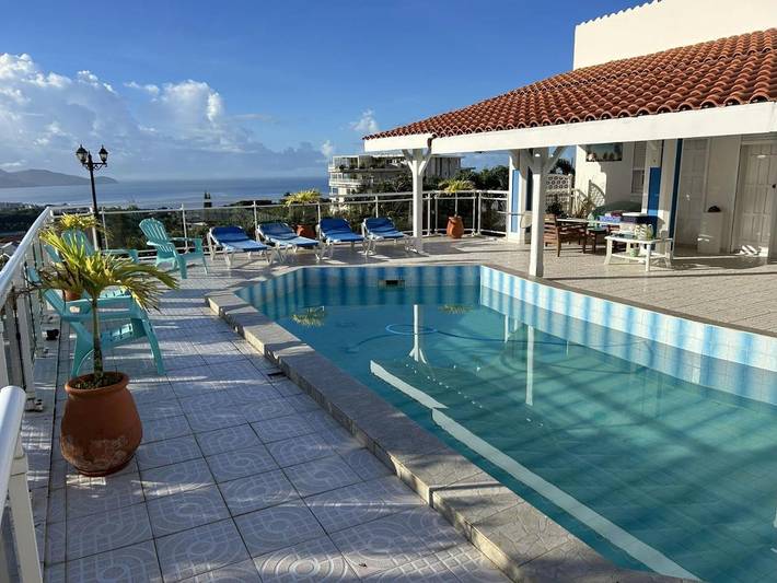 Hôtel pour 7 personnes, avec vue ainsi que piscine et jardin