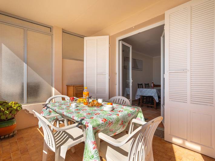 Ferienwohnung für 4 Personen, mit Terrasse in Sanary-sur-Mer - 2