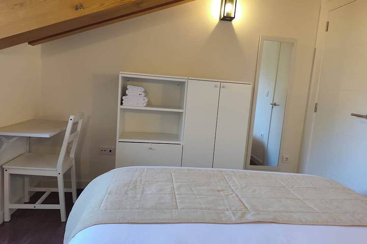 Ganze Wohnung, Apartment with terrace and views to Picos de Europa 3 pax - 1 in Vega de Liébana, Cordillera Cantábrica