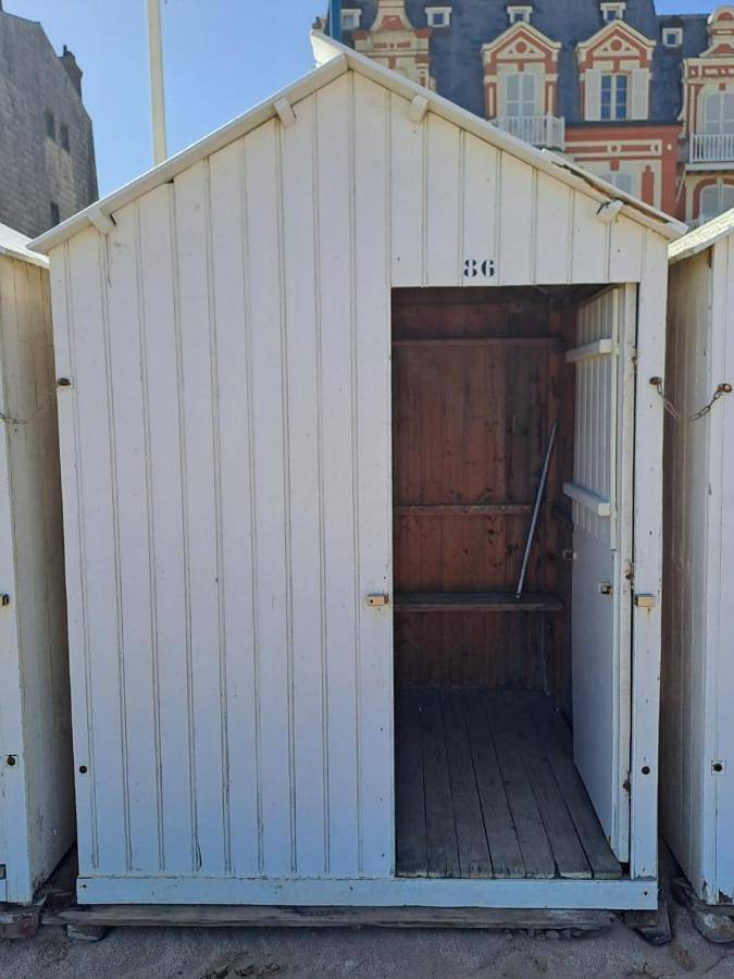 Location de vacances pour 6 personnes, avec jardin et piscine ainsi que terrasse et vue, animaux acceptés à Auberville - 3