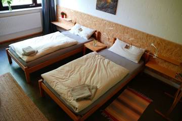 Gîte pour 2 personnes, avec terrasse et jardin à Gomadingen