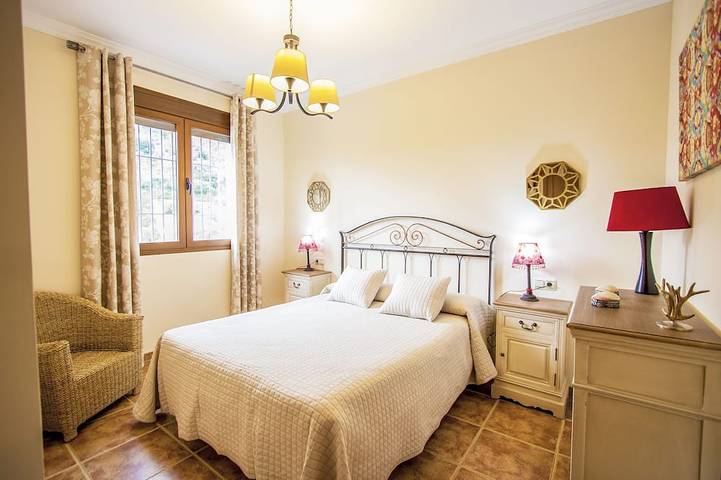 Exclusivo Chalet con Espectaculares Vista y Gran Intimidad in El Gastor, Pueblos Blancos
