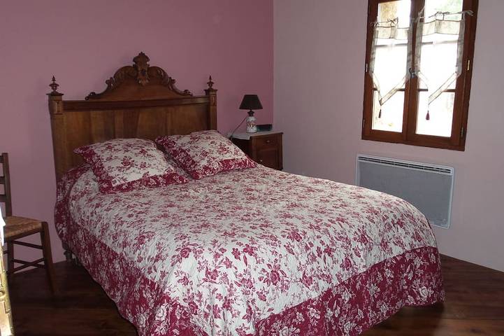 Location de vacances pour 5 personnes, avec jardin à Payzac (Ardèche) - 2