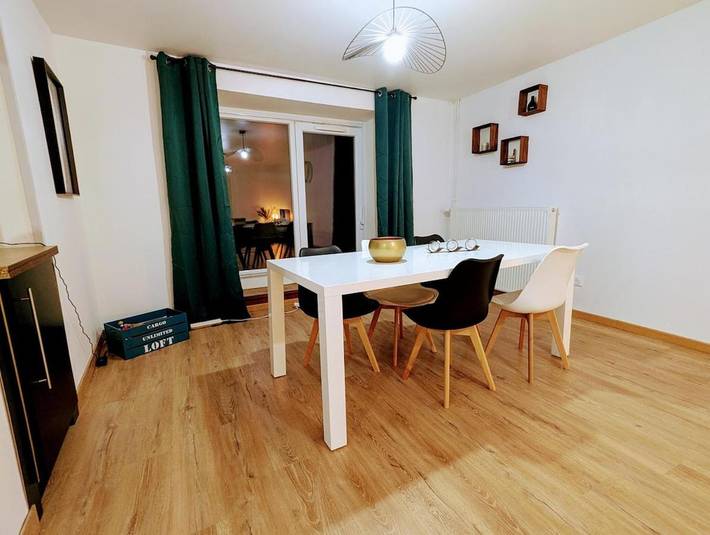Gîte pour 6 personnes, avec terrasse, animaux acceptés à Charmes - 4