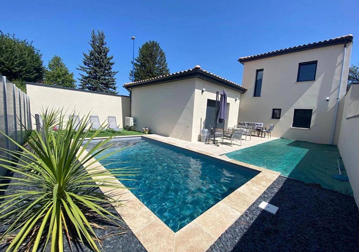 One-Bedroom Villa in Bourg-lès-Valence, Région de Valence