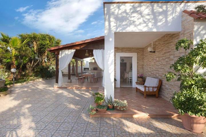 Casa vacanza per 6 persone, con terrazza, adatto a famiglie con bambini - 1