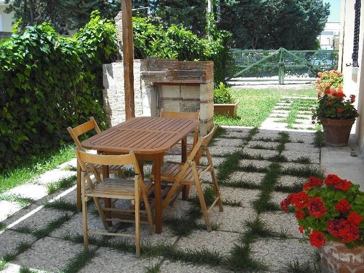 Casa vacanza per 5 persone, con panorama e giardino a Paestum