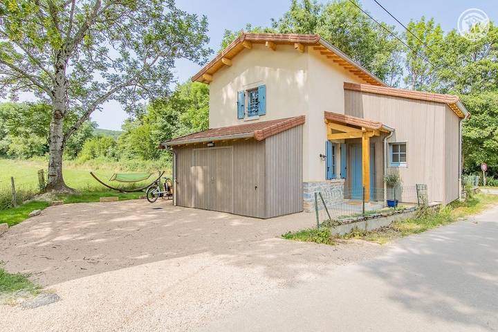 Gîte pour 4 personnes, avec Terrasse et Jardin