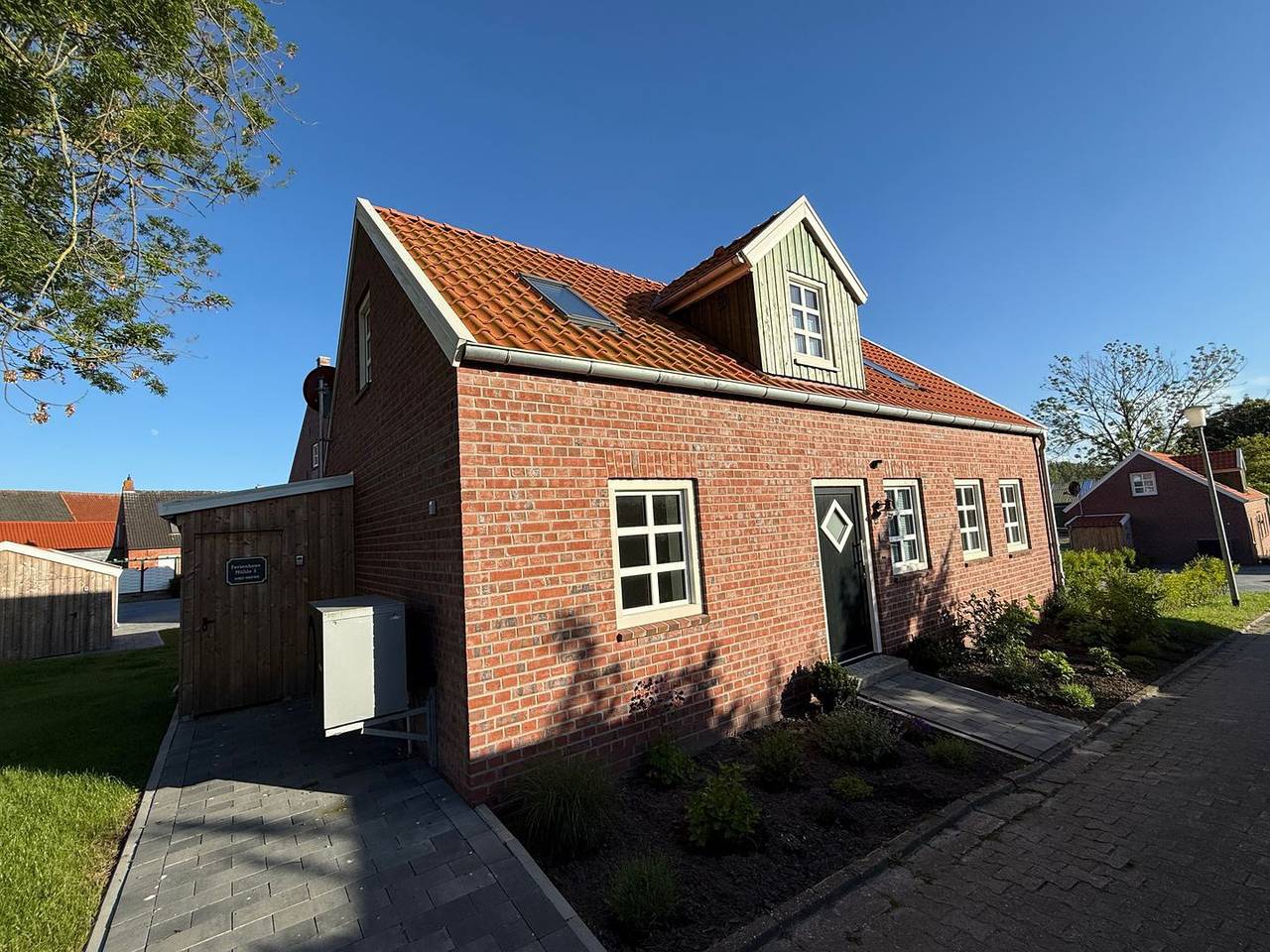 Entspannen Sie im Neubau-Ferienhaus Mühle 5 mit Sauna, bis zu 6 Pers. in Rysum, Krummhörn