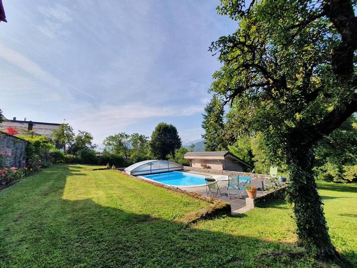 Location de vacances pour 5 personnes, avec jardin et piscine ainsi que vue sur le lac et vue à Mieussy - 3