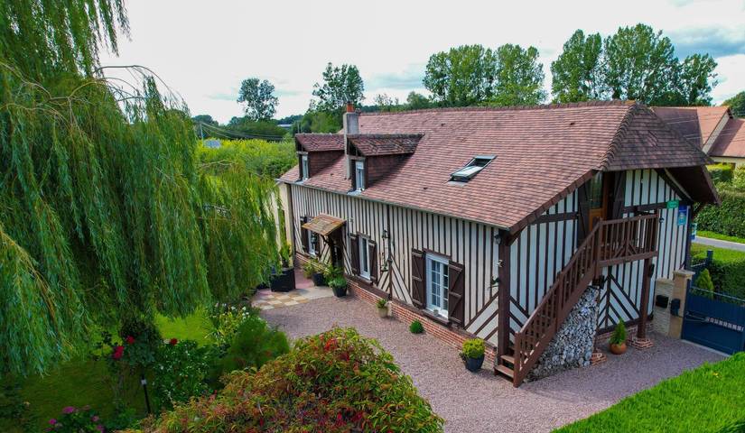 Cottage pour 4 personnes, avec jardin, animaux acceptés à Le Mesnil-Mauger
