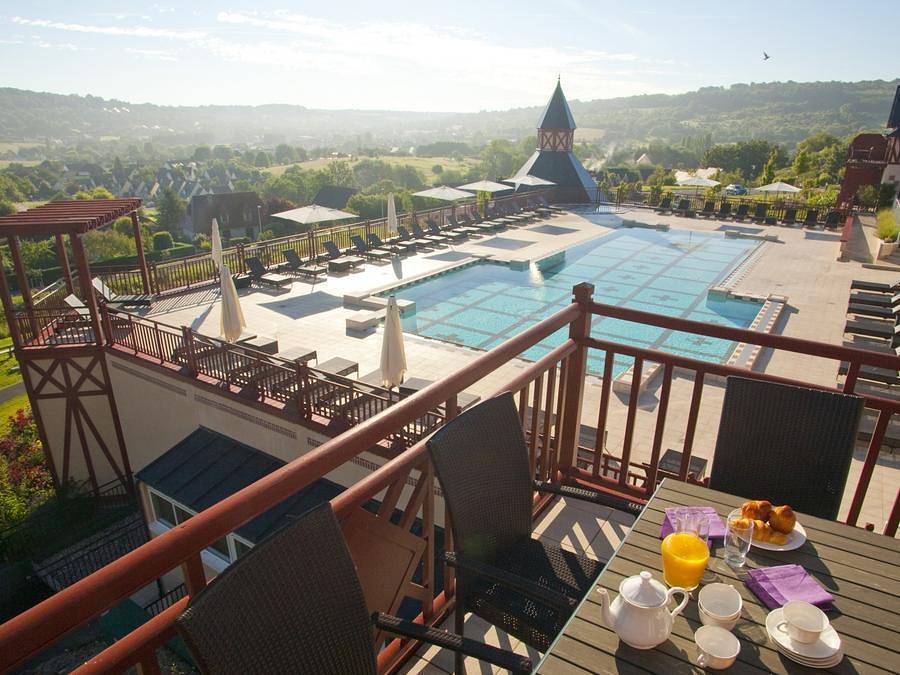 Pierre & Vacances Premium Résidence & Spa - Appartement 4 personnes - 1 Chambre - Terrasse Ou Balcon in Saint-Sauveur-de-la-Mer, Région de Lisieux