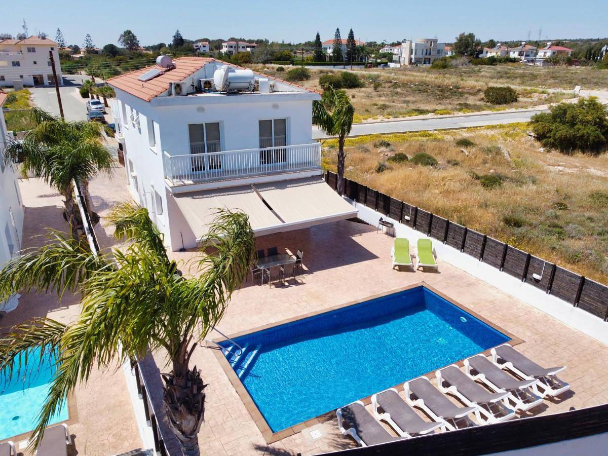 Four-Bedroom Villa with Private Pool in Ayia Napa, South Cyprus