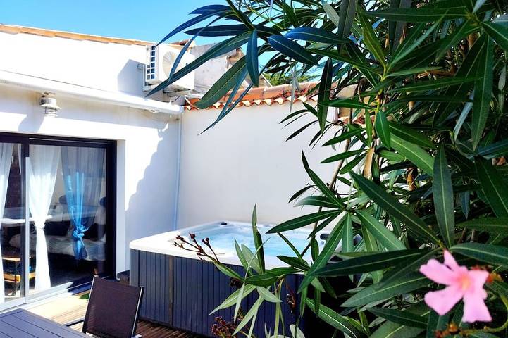 Maison de vacances pour 6 personnes, avec Jacuzzi ainsi que Terrasse et Jardin