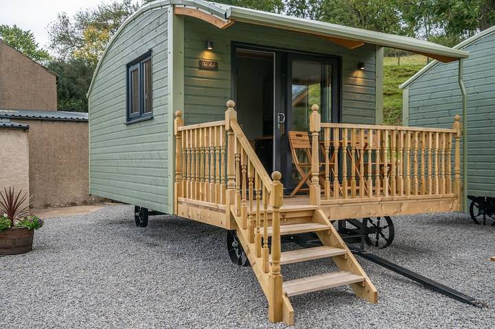 Glamping for 2 people, with Garden in Yorkshire Dales National Park