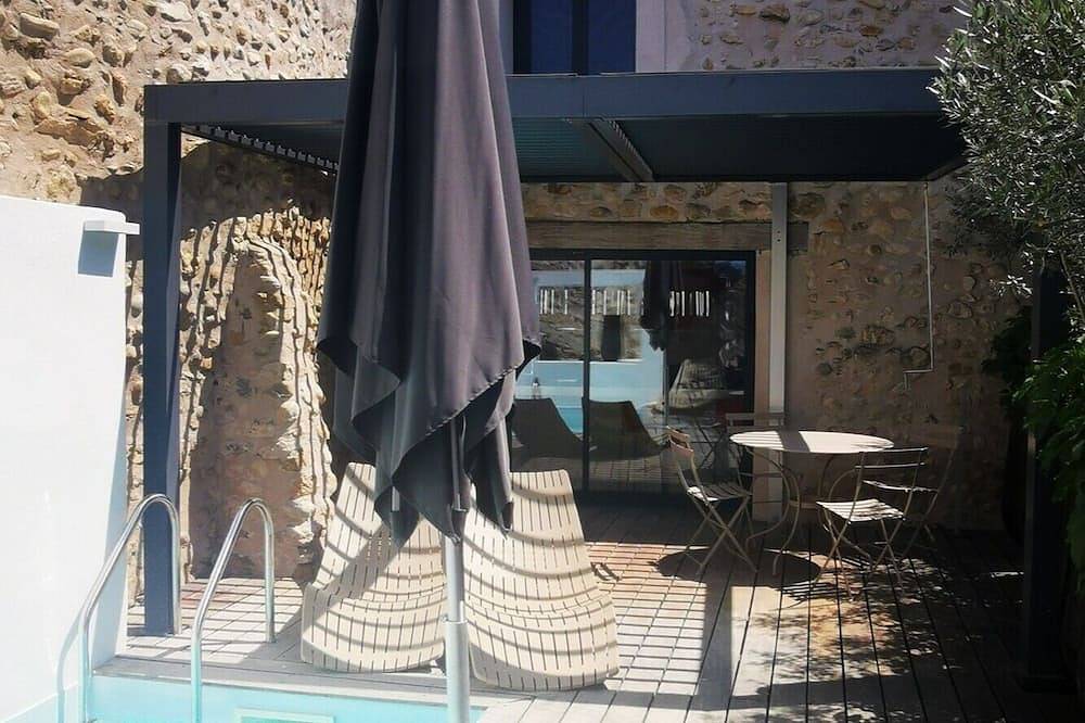 La Grange Dorée in the heart of Vinsobres with private swimming pool. in Vinsobres, Nyons region