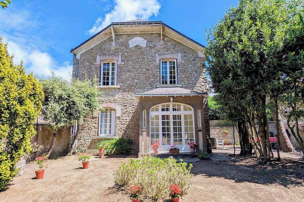 Villa De Caractere Dans Jardin Arbore, A 5Mn A Pied Des Commerces Et De La Plage in Pornichet, Côte d'Amour