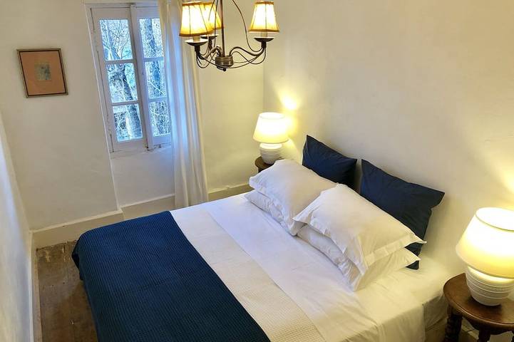 Gîte pour 4 personnes, avec piscine ainsi que terrasse et jardin à Cordes-sur-Ciel - 4