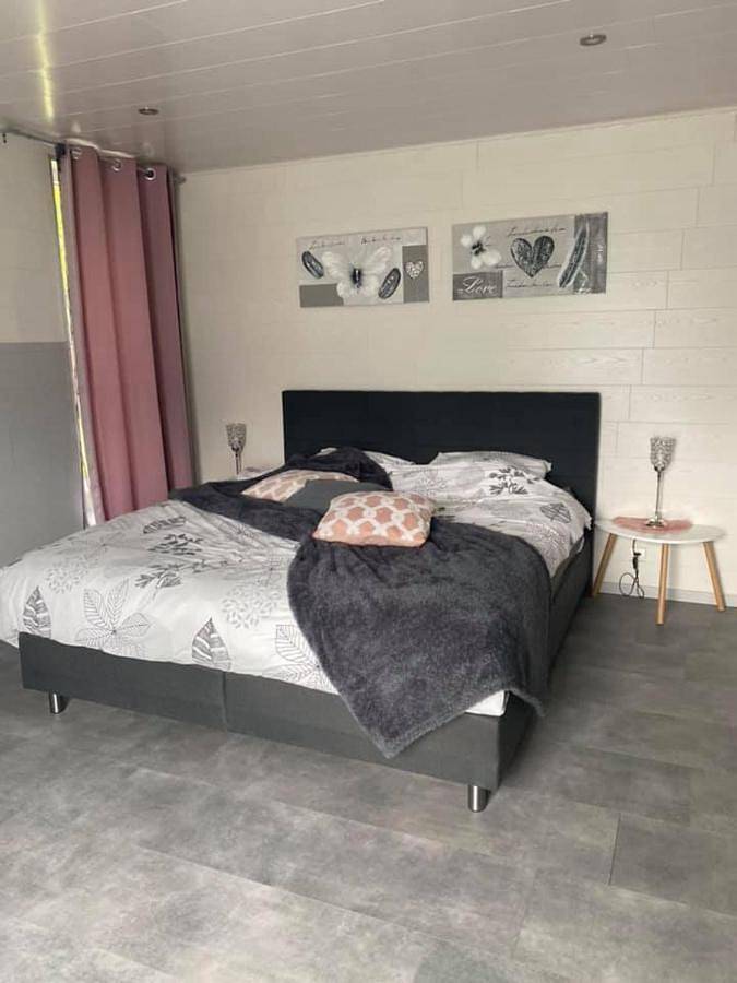 Maison d’hôte pour 2 personnes, avec sauna ainsi que jacuzzi et jardin