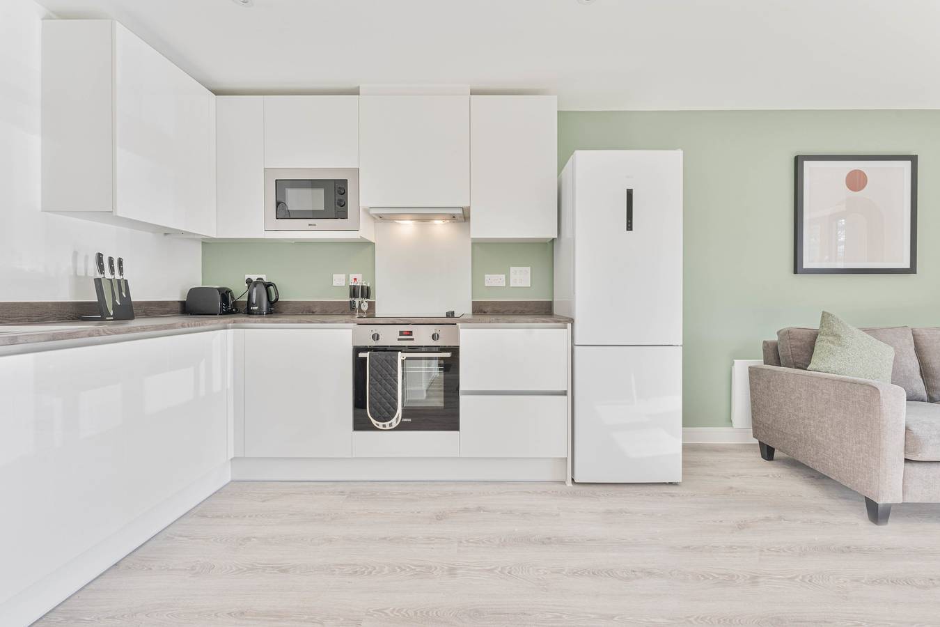 Entire apartment, Stay Zeni, Hardwick House Derby Lovely 1 Bed Flat in Derby, East Midlands