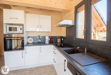 Gîte pour 6 Personnes dans Saint-Pierre-Colamine, Région de Besse-et-Saint-Anastaise, Photo 3