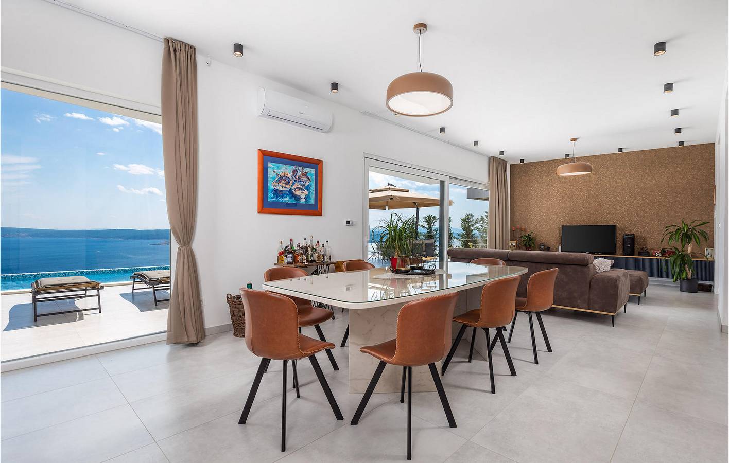 Geräumige 2-Zimmer-Wohnung mit Pool, WLAN und 2,5 km Entfernung zum Strand in Crikvenica, Primorje-Gorski Kotar