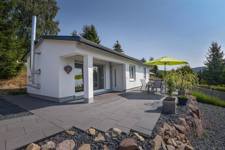 Ferienhaus für 6 Personen, mit Ausblick und Garten, mit Haustier in Goldlauter - Heidersbach