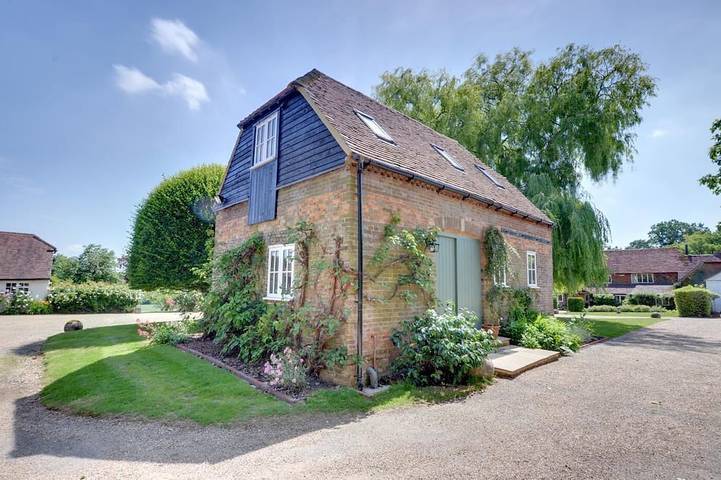 Cottage for 2 people, with pool - 1