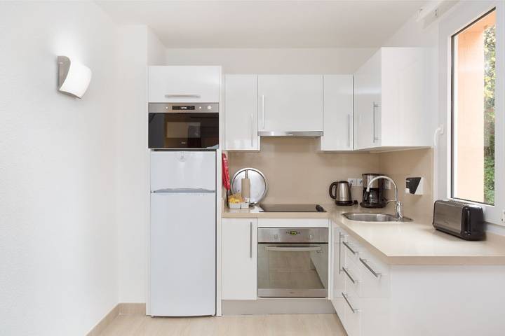 Gîte pour 4 personnes, avec piscine à Mougins - 3