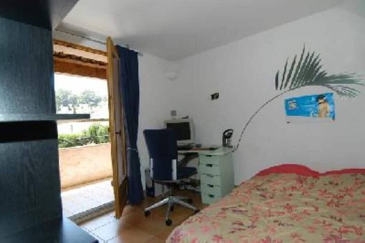 Location de vacances pour 7 personnes, avec jardin et terrasse à Valbonne - 2