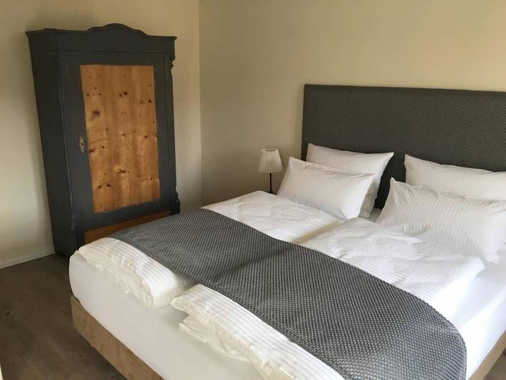 Ferienwohnung für 3 Personen, mit Terrasse und Garten sowie Sauna und Ausblick