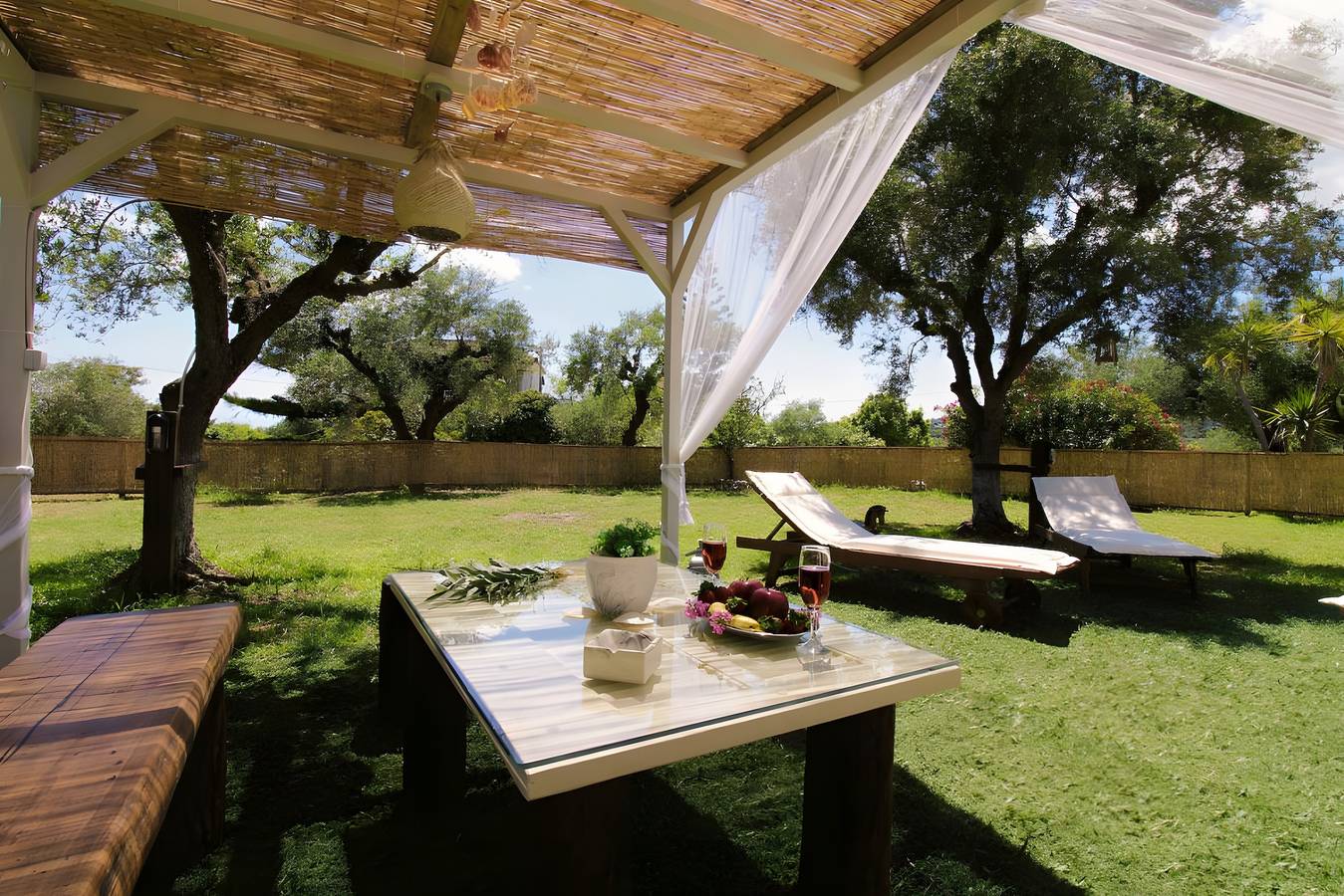 Holiday Home 'Hacienda' with Private Terrace, Wi-Fi and Air Conditioning in Lithakia, Laganas