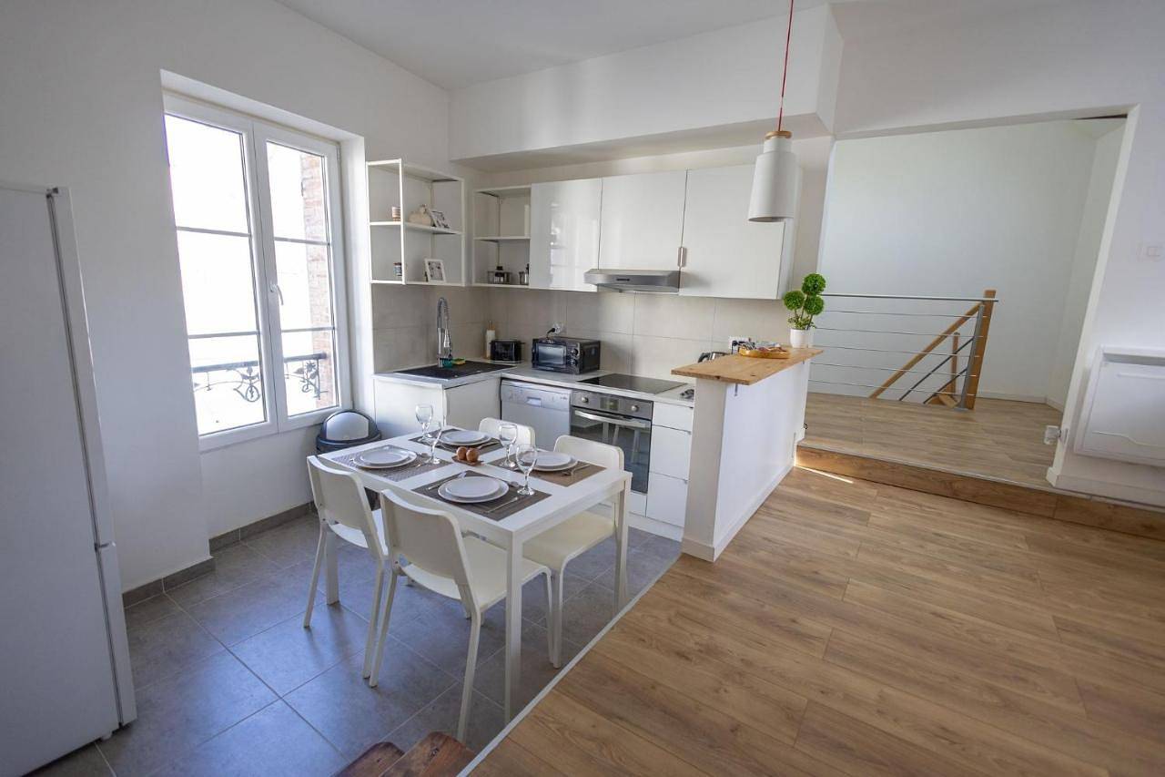 Appartement entier, Three-Bedroom Apartment in Châteaudun, Région de Châteaudun
