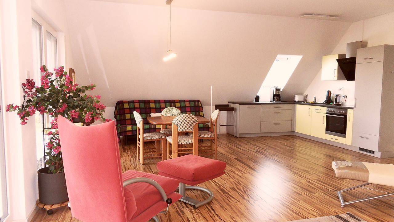 Apartamento vacacional entero, Ferienwohnung für 3 Personen (67 m²) in Tübingen in Tubinga, Neckar-Alb