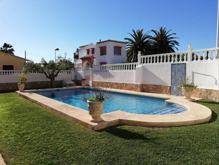 Location de vacances pour 10 personnes, avec jardin et terrasse, animaux acceptés à Els Poblets - 4