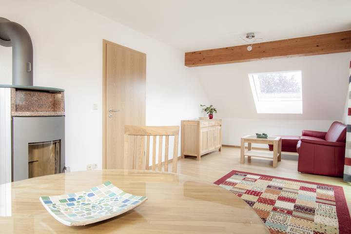 Ganze Ferienwohnung, Ferienwohnung Peukert - Ferienwohnung Peukert, 68qm, Balkon, 2 Schlafzimmer, max. 4 Personen in Ruttersdorf-Lotschen, Saaleland