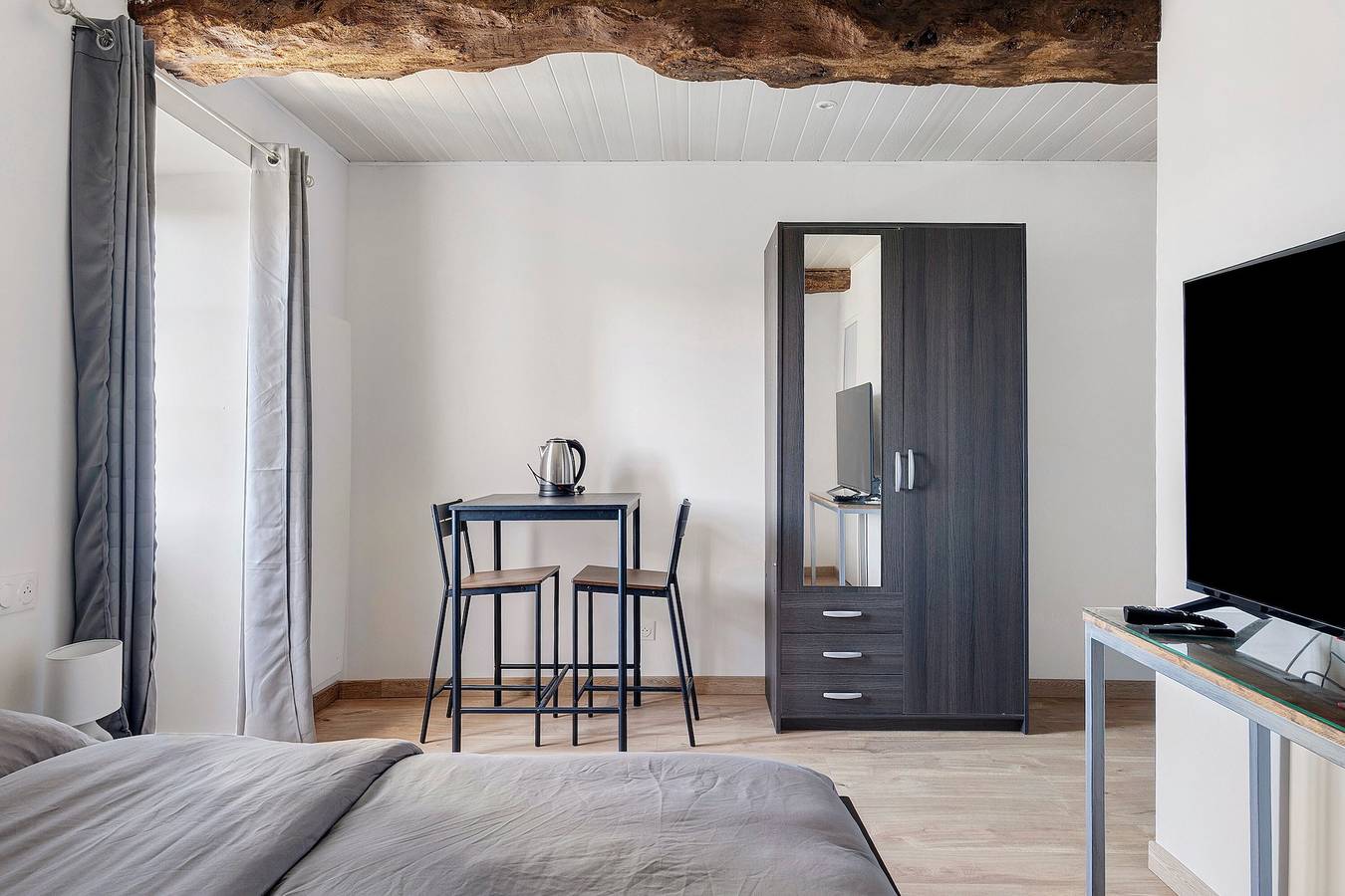 Chambre « Le nid d’abeilles » avec Wi-Fi in Frossay, Vallée de la Loire