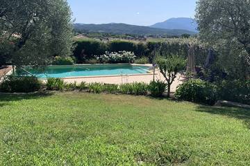 Holiday Rental for 8 People in Vaison-la-Romaine, Parc naturel régional du Mont-Ventoux, Photo 3