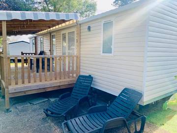 Camping pour 7 personnes, avec piscine ainsi que vue et jardin, adapté aux familles à La Tremblade