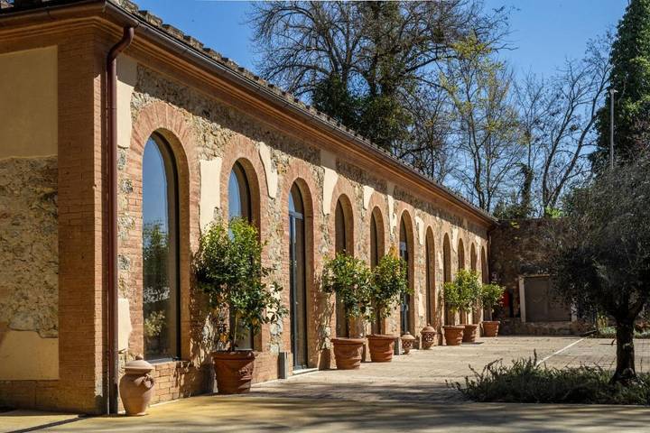 Appart’hôtel pour 4 personnes, avec piscine ainsi que sauna et jardin, animaux acceptés