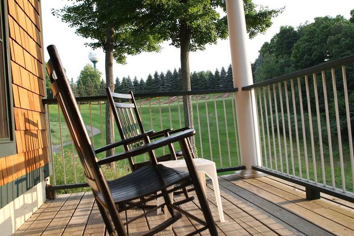 Vacation rental for 8 people, with hot tub and balcony in Michigan