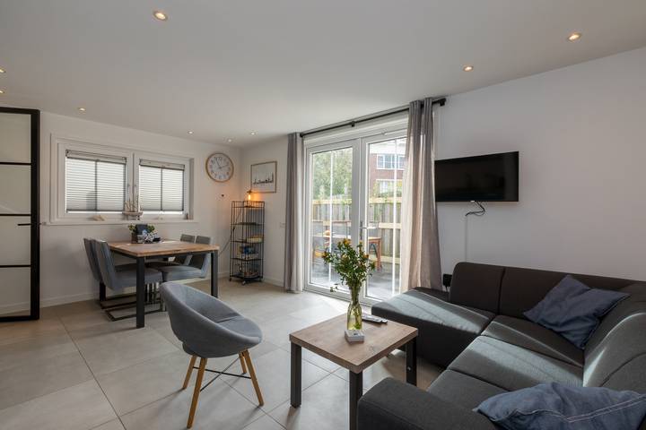 Villa für 4 Personen, mit Terrasse und Garten