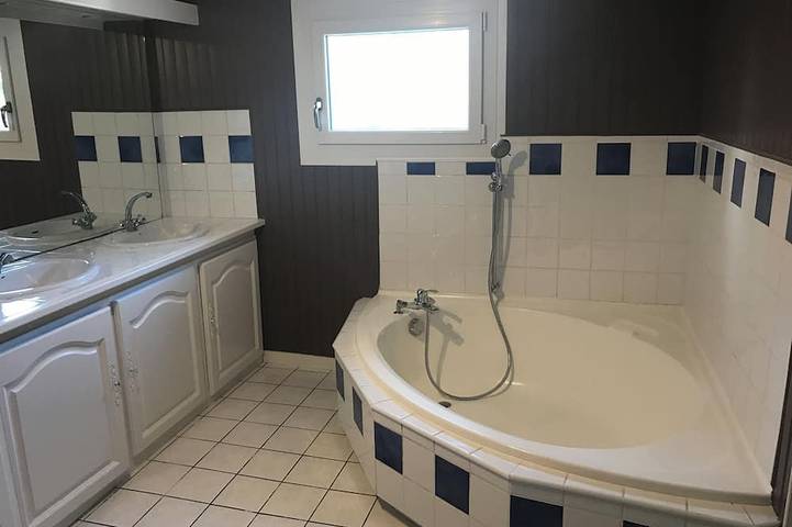 Location de vacances pour 24 personnes, avec jacuzzi, animaux acceptés à Le Héron - 3