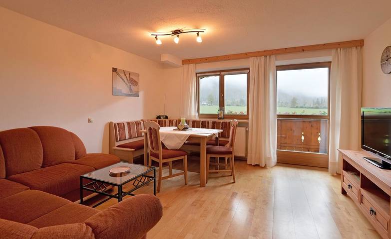 Ferienwohnung für 6 Personen, mit Garten und Balkon in Kössen - 4